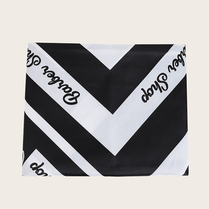 Capa de peluquería negra antiestática para uso en salón y en casa - Product Image 4
