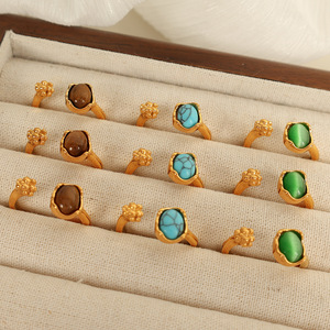 Anillo de Moda con Piedra Ojo de Gato para Mujer, Diseño de Flor Ajustable en Oro, Regalo de Joyería - Product Image 2