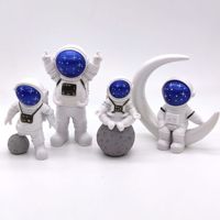 Astronaute Figure Statue Figurine Spaceman Sculpture Jouets Éducatifs Bureau Décoration de La Maison Astronaute Modèle Enfants Cadeau