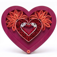 Cadre en bois en forme de cœur avec art floral en papier roulé, décoration cadeau pour la Saint-Valentin, taille et forme personnalisables