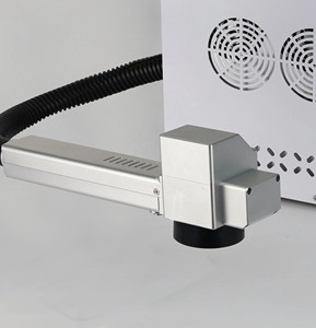 เครื่องทำความสะอาดไฟเบอร์เลเซอร์แบบมือถือ 50W/200W/500W สำหรับกำจัดสนิมและสีบนอะลูมิเนียม เครื่องทำความสะอาดด้วยเลเซอร์รุ่นใหม่ - Product Image 2
