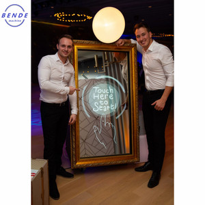 Cabina de Fotos con Espejo Mágico para Bodas y Eventos, Pantalla Táctil de 65 <span class=keywords><strong>Pulgadas</strong></span>, Marco con Luz LED y Ventilador de Refrigeración - Product Image 4