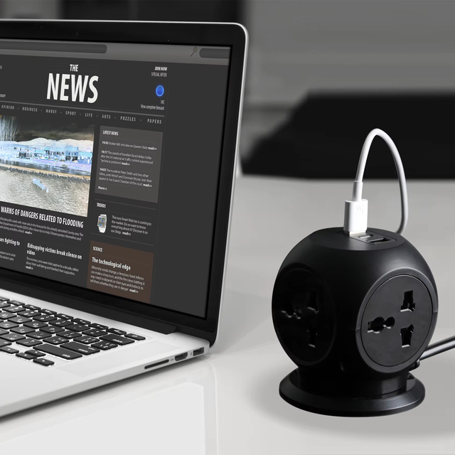 Spherical 4 Multiple Sockets USB Desktop Smart Extension Cube 4 Universal Outlets Type C Port US EU UK Plug Travel Power Strip