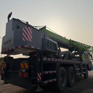 Grúa Móvil Usada Zoomlion de 25T en Excelentes Condiciones de Trabajo, Capacidad de Carga de 50 Toneladas, Precio Económico, Componentes Principales: Motor, Bomba y Núcleo del Motor - Product Image 4