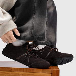 Zapatos para hombre, otoño invierno, nuevo modelo, zapatos de entrenamiento para hombre, zapatos para correr, zapatos de fútbol, ​​zapatos informales, color marrón - Product Image 1