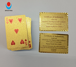 Tarjetas de juego impresas personalizadas, alta calidad, OEM box, diseño personalizable, certificados dorados, números rojos y negros, tarjetas de aluminio dorado - Product Image 3