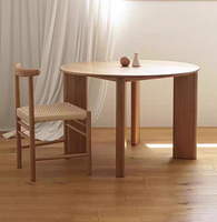 Table à manger en bois massif de style nordique simple avec pieds en bois grossier, table à manger en bois massif pour 4, 6 ou 8 personnes, table et chaises en bois massif