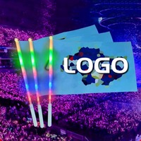 Maßgefertigte USA Handfahnen mit LED-Beleuchtung, Wasserdichter Digitaldruck, Leuchtende Fahnen für Werbung, Anfeuernde Fan-Banner, Party-Flaggen