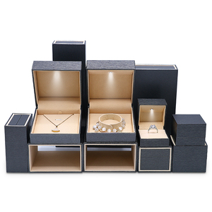 FADELI Wholesale luxury led jewellery packaging custom jewelry packaging boxes logo custom ring boxes jewelry box with lights