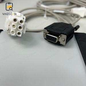 Adaptador de plástico con cables USB para conectar a Testman - Product Image 3