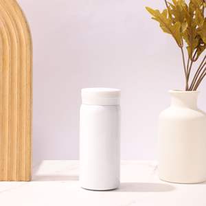 Gobelet de poche en acier inoxydable portable avec isolation thermique Petite capacité Conception compacte pour un usage domestique et extérieur - Product Image 1