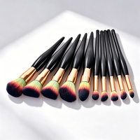 Ensemble de 10 pinceaux cosmétiques en nylon de qualité supérieure avec sac, comprenant des pinceaux pour poudre, blush, contour, fond de teint et yeux, avec pochette de transport