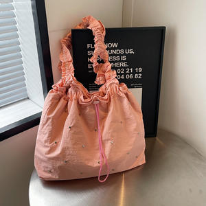 Sac fourre-tout bohème en toile fraîche pour femme, sac à bandoulière plissé uni d'été, pochette pour téléphone, style carré horizontal - Product Image 5