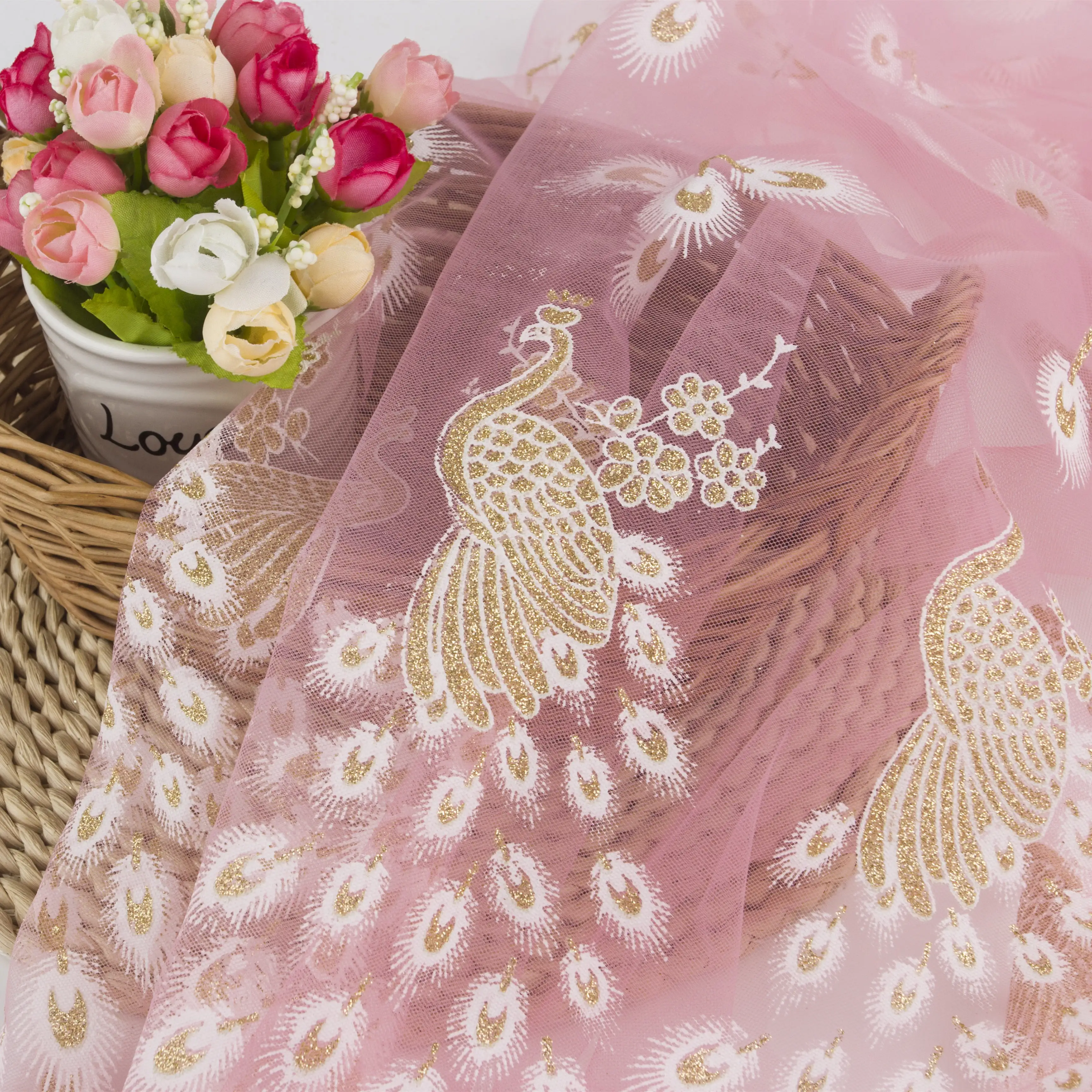 गुलाबी tulle नई डिजाइन चमकदार मोर tulle कपड़े सोने की चमक के लिए जाल कपड़े रानी पोशाक