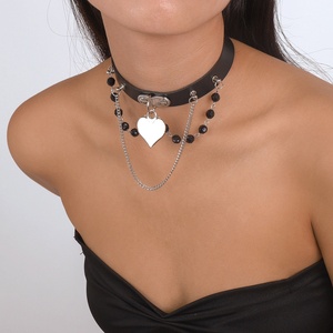 Nuevo Collar de Cuero Estilo Harajuku Hip Hop Punk Negro para Mujer con Cuentas Negras, Corazón, Estrella <span class=keywords><strong>y</strong></span> Colgante de Amor - Product Image 4