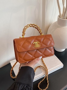 <span class=keywords><strong>Bolso</strong></span> de hombro/cruzado de moda de lujo ligero con cadena y acolchado de diamantes, <span class=keywords><strong>pequeño</strong></span>, cuadrado, de PU, con cierre de candado, para comercio exterior. - Product Image 3