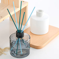 Großhandel 200ml Klare Glas-Rundflasche für Duftdiffusor mit Silberkappe, Bernsteinfarbener, Weißer, Schwarzer Leerer Duftbehälter