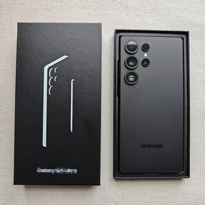Smartphone S25 Ultra 2025 con Logo, 6.8 Pollici, 12GB+512GB, 4G 5G, Stilo Integrato, Face ID, Sbloccato, Cellulare AI - Product Image 1
