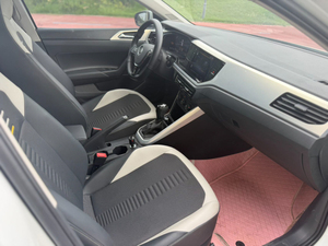 Auto Usado Volkswagen <span class=keywords><strong>Polo</strong></span> <span class=keywords><strong>1.4</strong></span> Trendline Manual 2015 2016 2017, Vehículo Pequeño y Confiable en Venta a Bajo Precio - Product Image 6