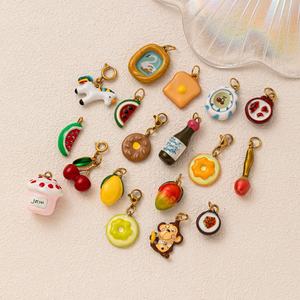 Boutique Gourmet de Acero Inoxidable Chapado en Oro de 18k PVD |    Dije de Fruta para la Creación de Joyería |   Resistente al Agua y Duradero - Product Image 5