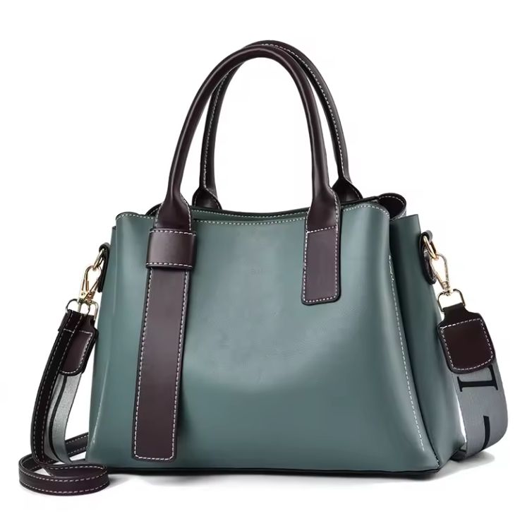 สีเขียว