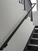 Pulverbeschichtetes Zinkstahl-Treppengeländer für Villa & Apartment Rostfreies Verzinktes Treppenbalustrade