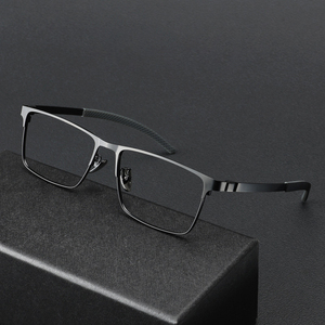 Jiojew Lentille de prescription personnalisée Ultralégère Titane Rectangle <span class=keywords><strong>Myopie</strong></span> Lunettes progressives Montures de lunettes optiques - Product Image 1