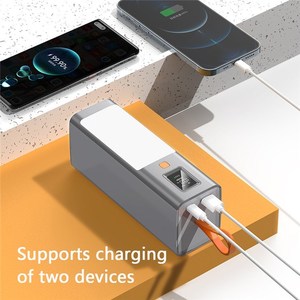 T133LP 40000mAh PD 100W chargeur de <span class=keywords><strong>batterie</strong></span> <span class=keywords><strong>externe</strong></span> pour téléphone <span class=keywords><strong>portable</strong></span> à charge rapide <span class=keywords><strong>batterie</strong></span> <span class=keywords><strong>externe</strong></span> <span class=keywords><strong>avec</strong></span> lumière LED - Product Image 3