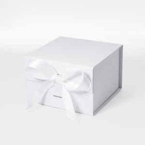 Luxury B7 Deep <b>Magnetic</b> Gift <b>Box</b> with Lid Folding Packaging Recycled Materials Low MOQ for Small Businesses with Ribbon - Product Image 1