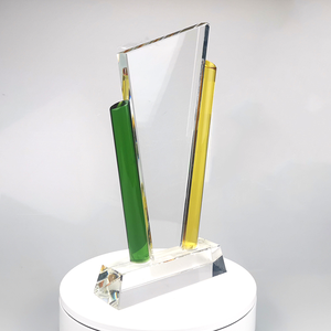 جوائز كريستال مخصصة بالجملة من المصنع مع نقش بالليزر - Product Image 3