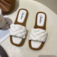 Nouvelle mode sandales plates d'été pour femmes et filles chaussures de plage glissières pantoufle de shopping décontractée de style coréen pour l'extérieur