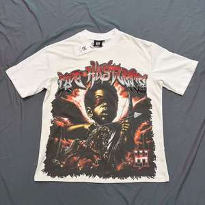 Camiseta de Manga Corta para Hombre Life Hustlers, Estilo Americano, Estampado de Diamantes de Agua, Envío Rápido - Product Image 5