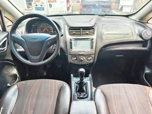 2014 Saic Chevrolet Sails <span class=keywords><strong>Sedan</strong></span> Hot Bán 1.4L Của Nhãn Hiệu Khí/Xăng Nhiên Liệu R14 Lốp Kích Thước Vải Ghế Fwd Trái Bán Buôn Trung Quốc - Product Image 4
