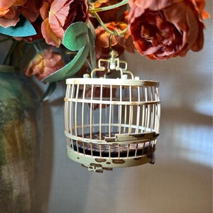 Meifei Bamboo Grasshopper Cage Round Drum Shape Handmade Insect Holder Traditional Craft Art Collectible - Product Image 2