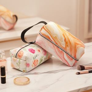Sac de voyage personnalisé pour cosmétiques, grande trousse de maquillage avec logo personnalisé, boîte pour entreprise de cosmétiques, trousse de toilette imperméable <span class=keywords><strong>en</strong></span> gros pour femmes - Product Image 5