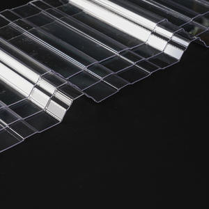 Feuille de plastique <span class=keywords><strong>ondulée</strong></span> pour couvrir la <span class=keywords><strong>plaque</strong></span> de <span class=keywords><strong>polycarbonate</strong></span> pour la couverture d'usine - Product Image 6