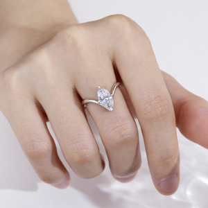 Bague de fiançailles Messi Jewelry MSR-2108 en or 18 carats avec diamant de laboratoire taille marquise - Product Image 5