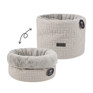 Tempat Tidur Anjing dan Kucing Peppy Buddies Quilted Ultra Soft Pouch, Tempat Tidur yang Nyaman untuk Bersantai dan Bersembunyi - Product Image 1