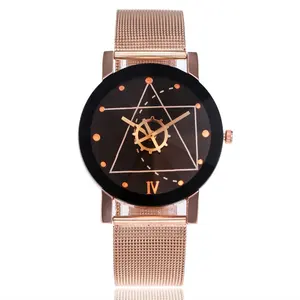 中国批发石英廉价散装手表不锈钢网带男女三角齿轮轮手表