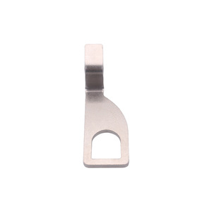 Soporte de acero inoxidable para puerta trasera de coche, Gancho de soporte, extensión de bloqueo de ventilación de aire fresco para VW T5 <span class=keywords><strong>T6</strong></span> <span class=keywords><strong>California</strong></span> Camping <span class=keywords><strong>Multivan</strong></span> - Product Image 2