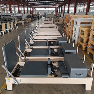 Equipo de Entrenamiento de Pilates para el Core, Juego Completo, Logotipo Personalizado, Reformer de Pilates de Madera de Arce con Patas de Madera Desmontables, Duradero - Product Image 1