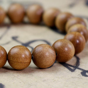 Bracelet de prière bouddhiste unisexe en bois de santal ancien, perles rondes de 10 mm, cadeau artefact culturel pour les aînés - Product Image 4