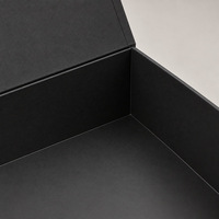 Boîte pliante magnétique en carton rigide noir mat sur mesure pour robe de mariée