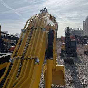 Excavadora Komatsu PC360-8 Usada, 36 Toneladas de Peso Operativo, Motor Cummins, Cucharón de 1.8m, Pocas Horas de Trabajo, Piezas Originales, Estable - Product Image 6