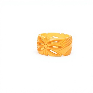 กำไลข้อมือเรซิ่นทำมือที่ดีที่สุด ดีไซน์ถักเปียสีแดงและสีเขียวมิ้นท์ รูปทรงกลมแบบศิลปะ เครื่องประดับสะสม - Product Image 2