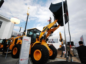 Vente Flash : Chargeuse sur pneus SYL956H 5 tonnes avec godet de 4,5 m³ pour chantier de construction - Product Image 4