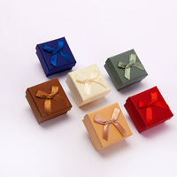 YZ Personnalise un emballage de bijoux en papier de haute qualité, boîte en papier de luxe pour le rangement des bagues et des boucles d'oreilles, emballage cadeau