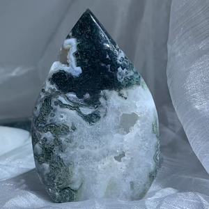 Vente en gros d'agates vertes polies de haute qualité, naturelles, en forme de goutte, avec cristal druzy gravé, pour la lithothérapie - Product Image 4