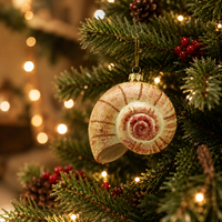 Ornement de Noël en verre écologique style vintage, peint à la main, en forme de coquille de Nautilus côtier, pour la décoration de maison de plage et de vacances