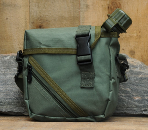 Bouteille <span class=keywords><strong>de</strong></span> camouflage pour l'extérieur <span class=keywords><strong>de</strong></span> type camouflage 2000ml en plastique pour cantine d'eau potable <span class=keywords><strong>Gourde</strong></span> d'eau avec sangle - Product Image 4